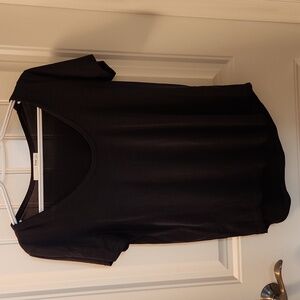 Aritzia wilfred ladies t shirt